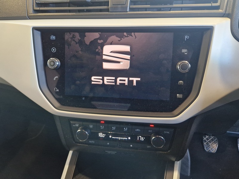 SEAT Arona TSI XCELLENCE - U12025