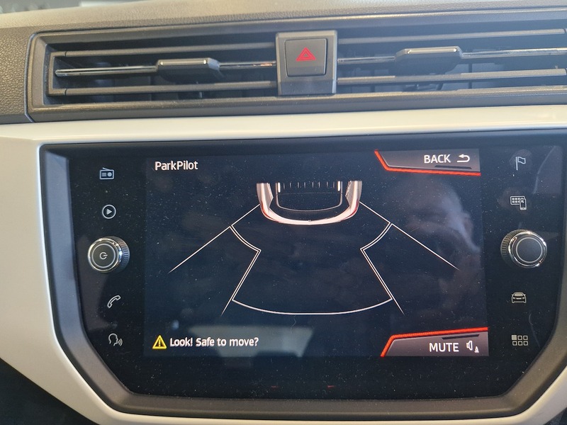 SEAT Arona TSI XCELLENCE - U12025