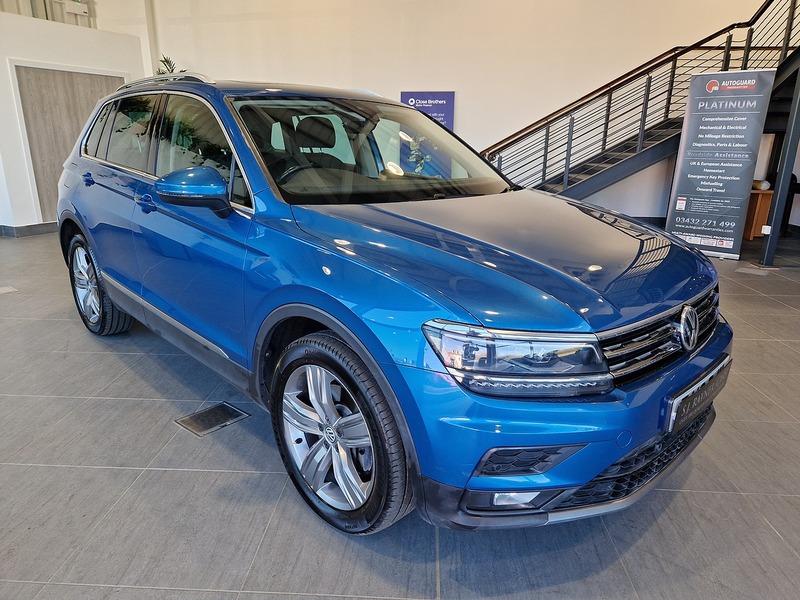 Volkswagen Tiguan TSI SEL - U12028
