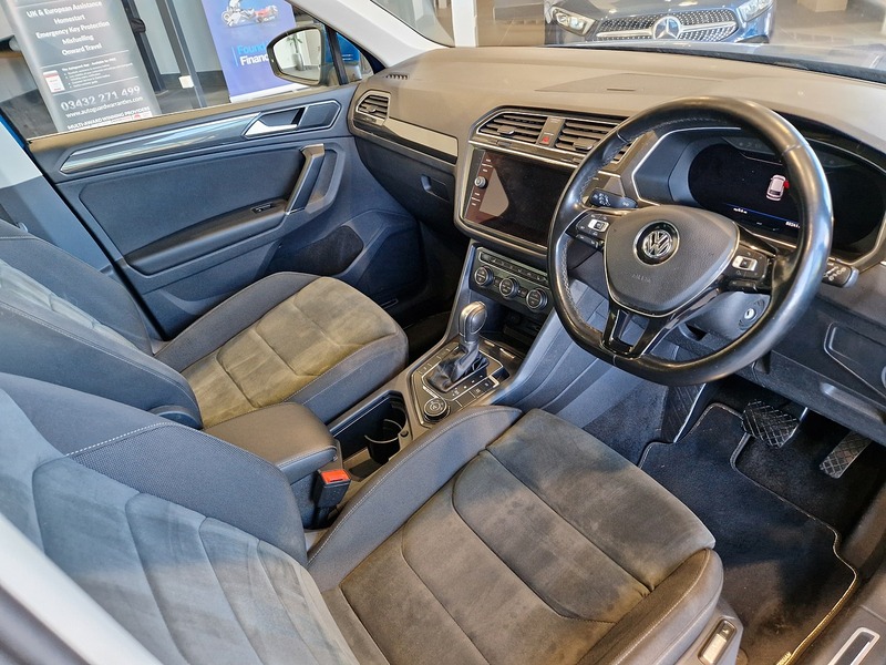 Volkswagen Tiguan TSI SEL - U12028