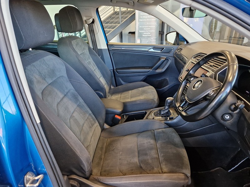Volkswagen Tiguan TSI SEL - U12028