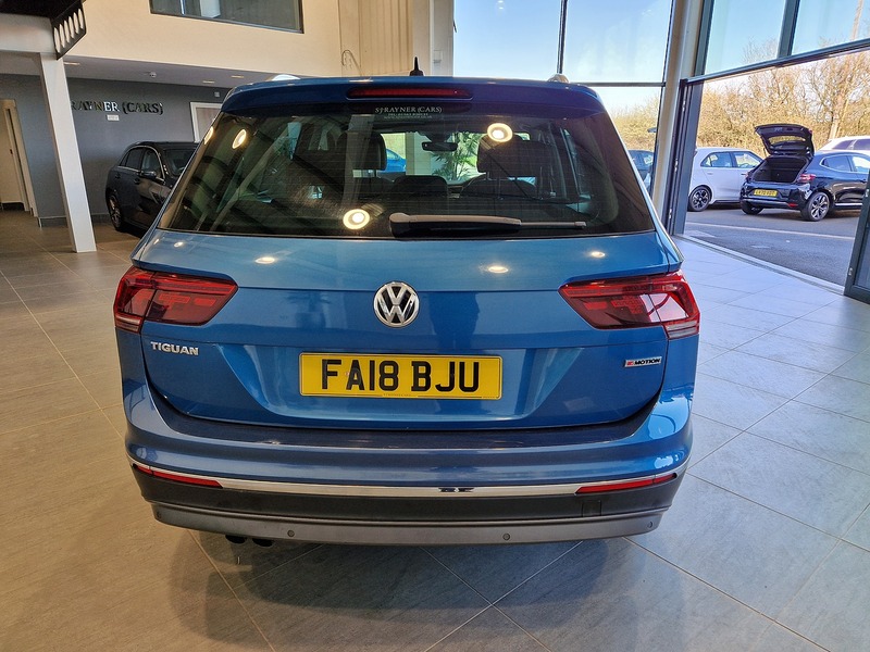 Volkswagen Tiguan TSI SEL - U12028