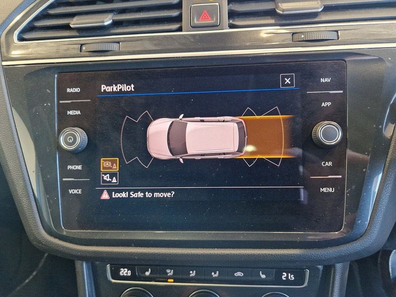 Volkswagen Tiguan TSI SEL - U12028