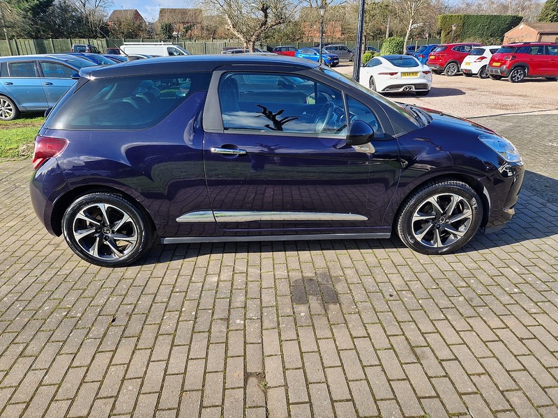 DS AUTOMOBILES DS 3 PureTech Elegance - U12036