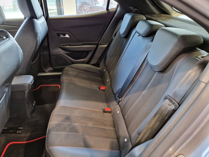 Vauxhall Mokka Electric GS Line - U12039