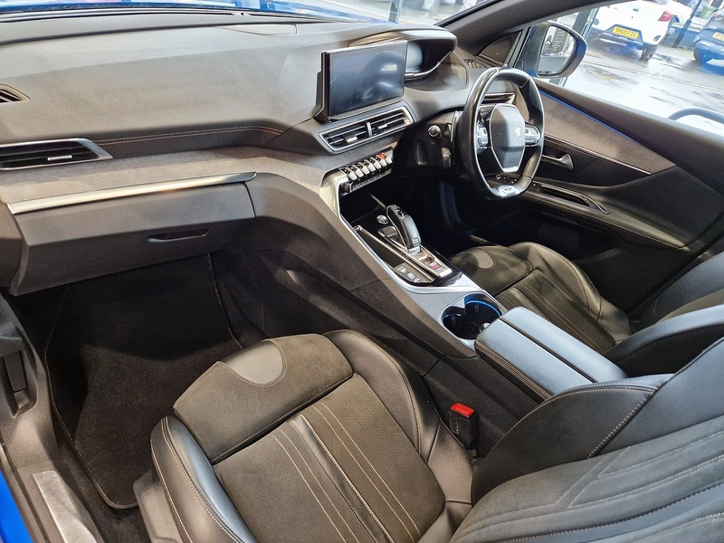 Peugeot 3008 BlueHDi GT Premium - U12040