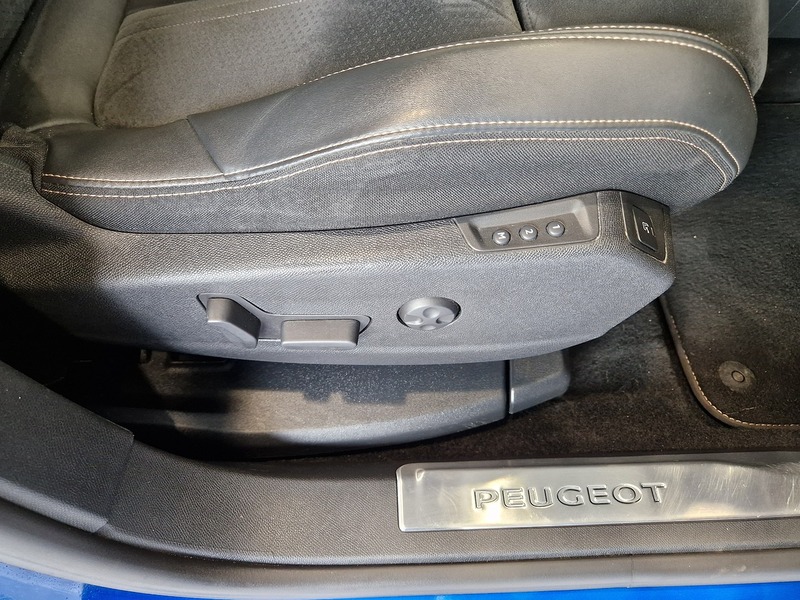 Peugeot 3008 BlueHDi GT Premium - U12040