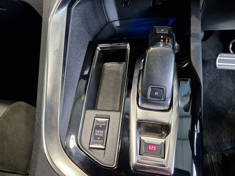 Peugeot 3008 BlueHDi GT Premium - U12040