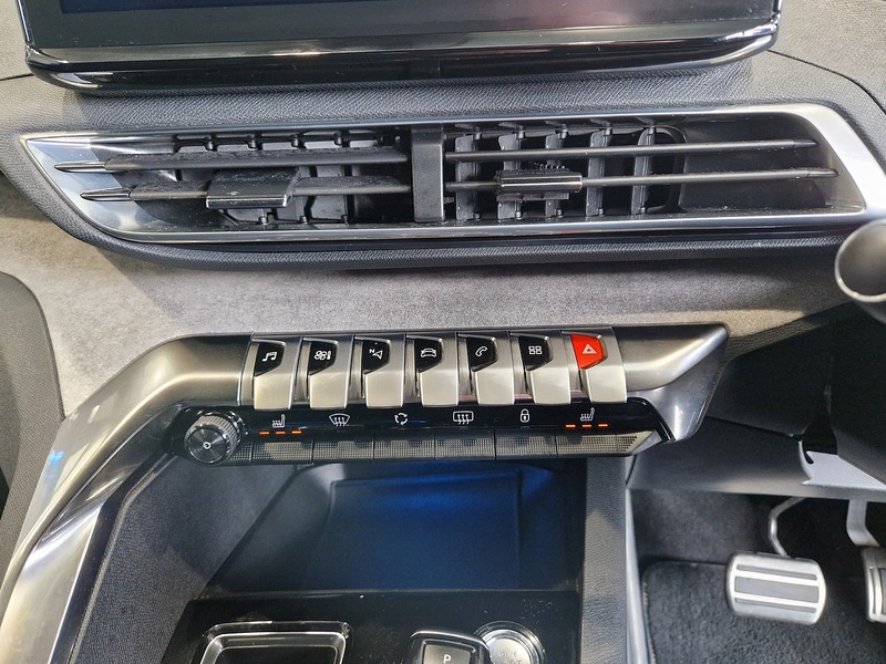 Peugeot 3008 BlueHDi GT Premium - U12040