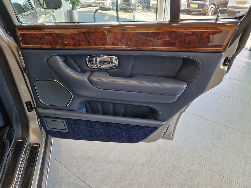 Rolls-Royce Silver Seraph  - U12044