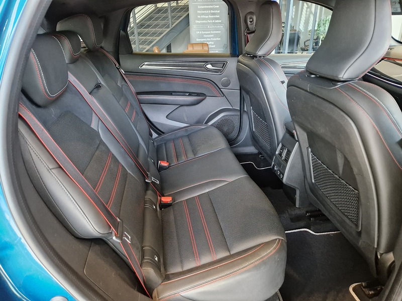 Renault Arkana E-TECH r.s. line - U12052