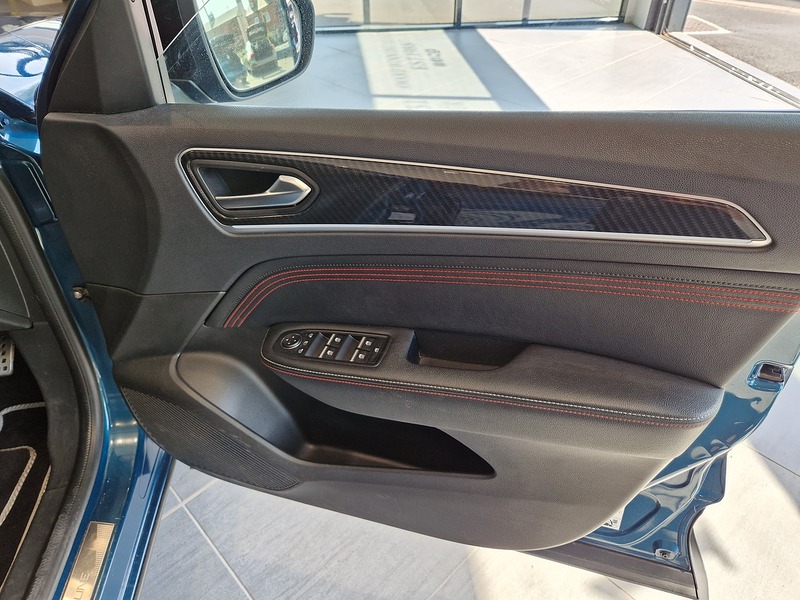 Renault Arkana E-TECH r.s. line - U12052
