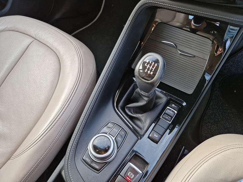 BMW X1 18d xLine - U12056