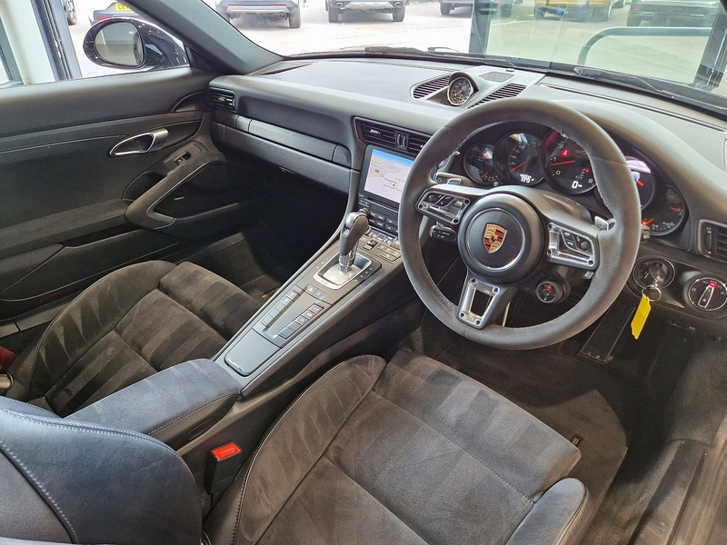 Porsche 911 T 991 Carrera GTS - U12057