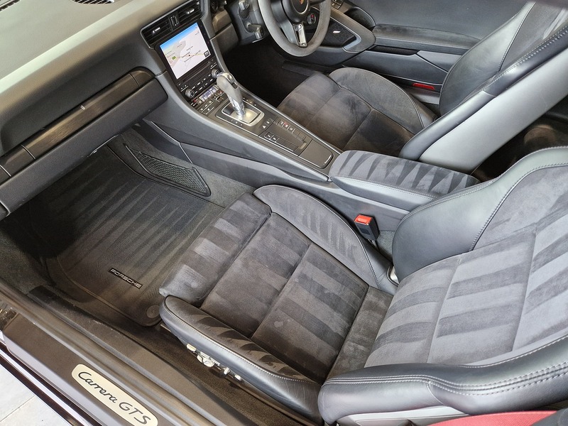 Porsche 911 T 991 Carrera GTS - U12057