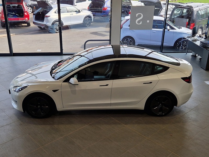 Tesla Model 3 Long Range - U12062