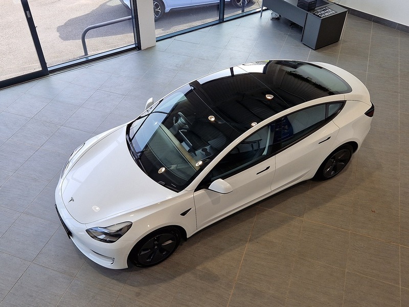 Tesla Model 3 Long Range - U12062