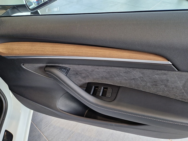 Tesla Model 3 Long Range - U12062