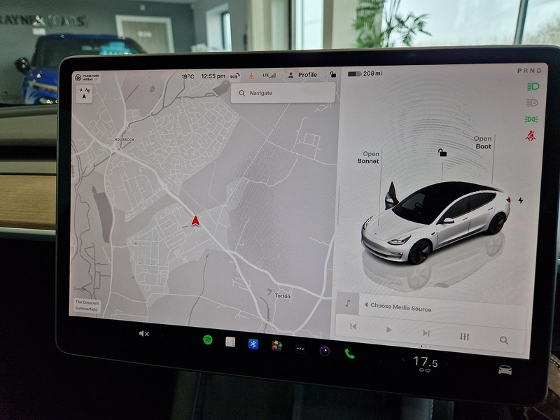 Tesla Model 3 Long Range - U12062