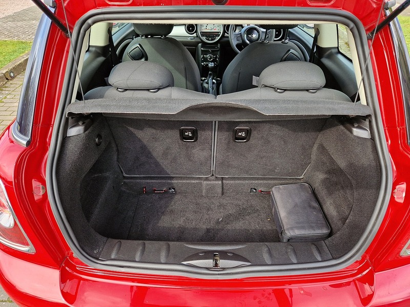 MINI Hatch First - U12065