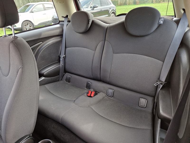 MINI Hatch First - U12065