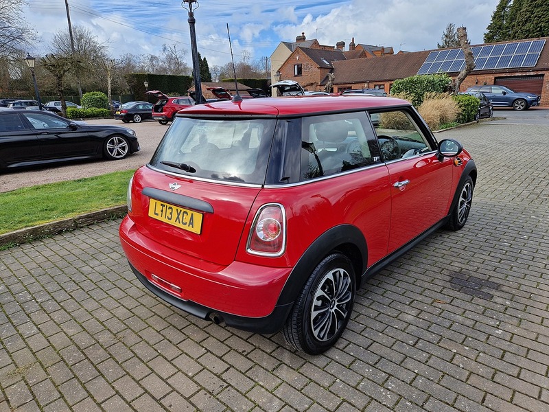 MINI Hatch First - U12065