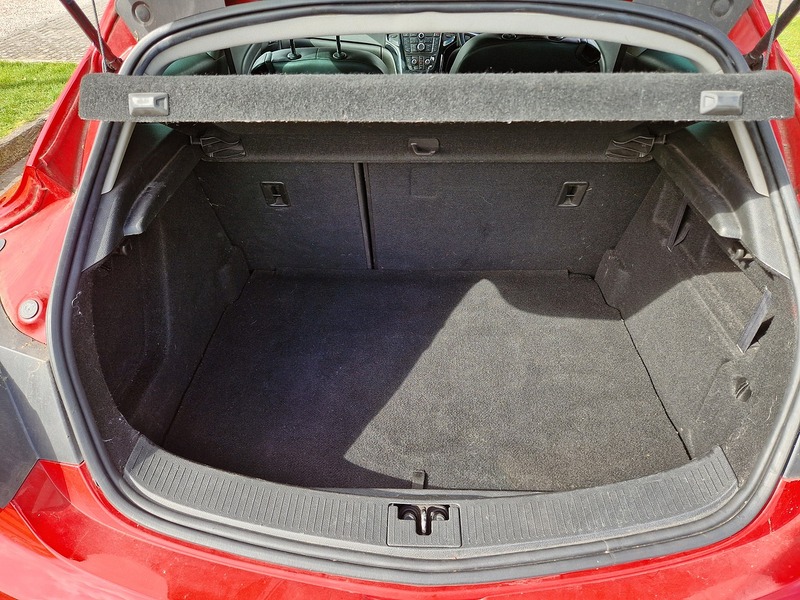 Vauxhall Astra GTC i Turbo SRi - U12066