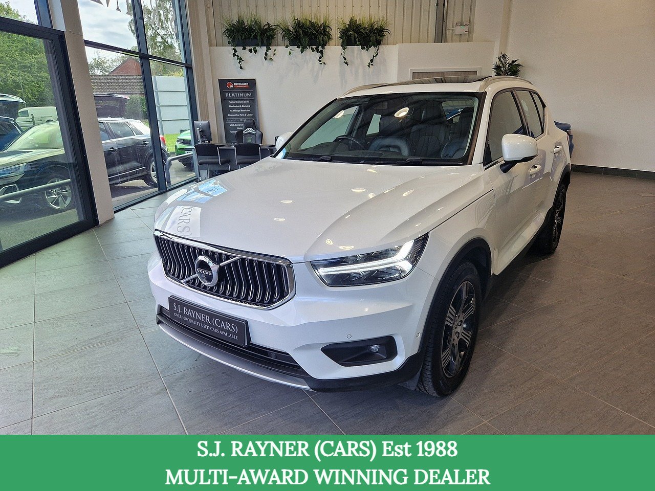 2020 Volvo XC40