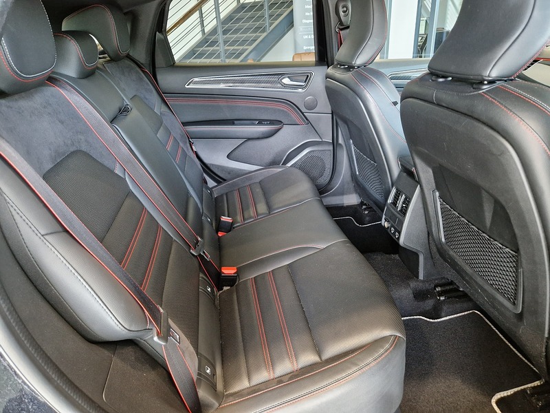 Renault Arkana E-TECH r.s. line - U12073