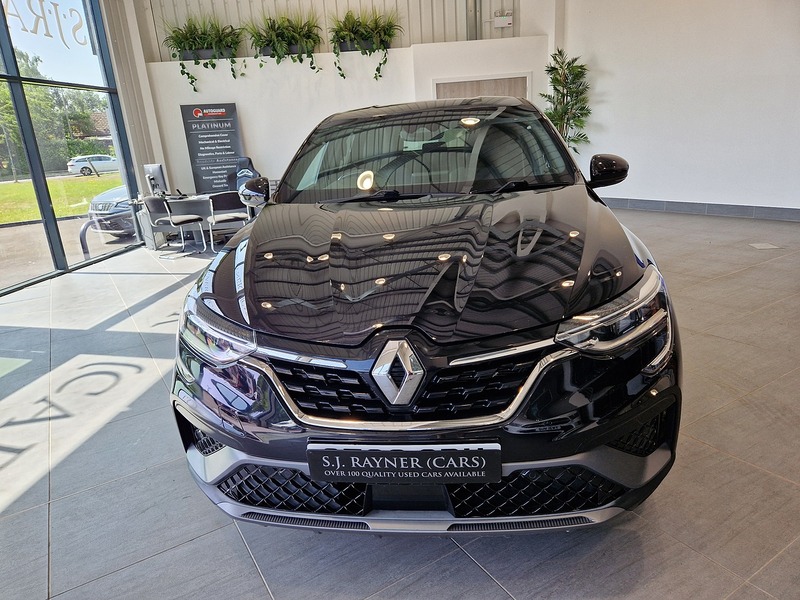Renault Arkana E-TECH r.s. line - U12073