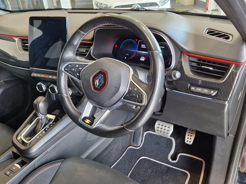 Renault Arkana E-TECH r.s. line - U12073