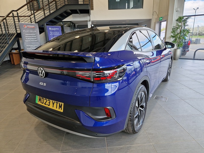 Volkswagen ID.5 Pro Style - U12077