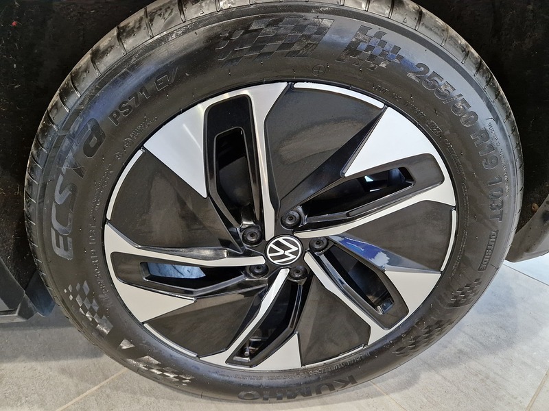 Volkswagen ID.5 Pro Style - U12077