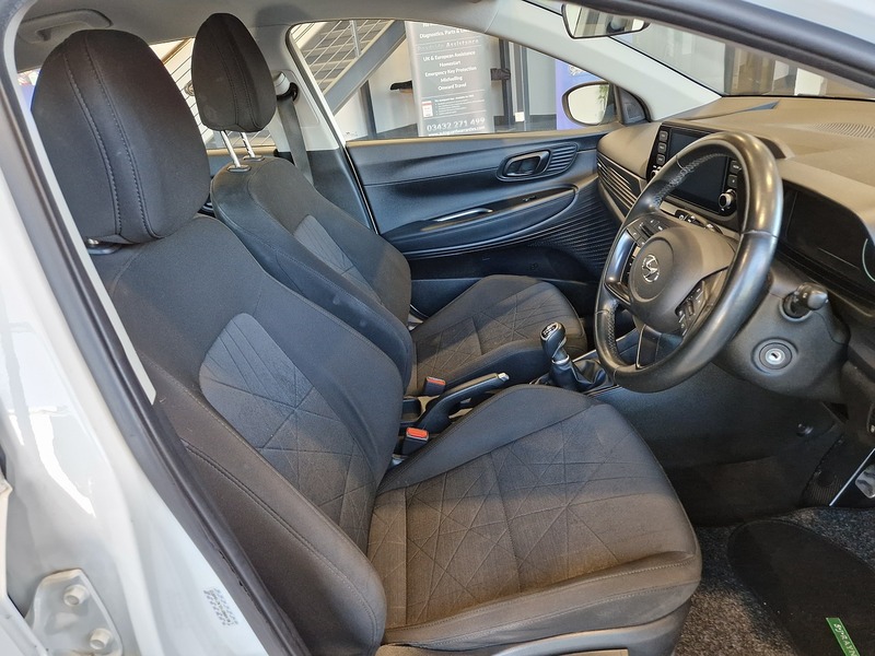 Hyundai BAYON T-GDi MHEV SE Connect - U12078