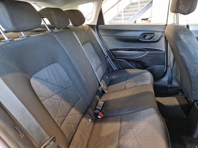 Hyundai BAYON T-GDi MHEV SE Connect - U12078