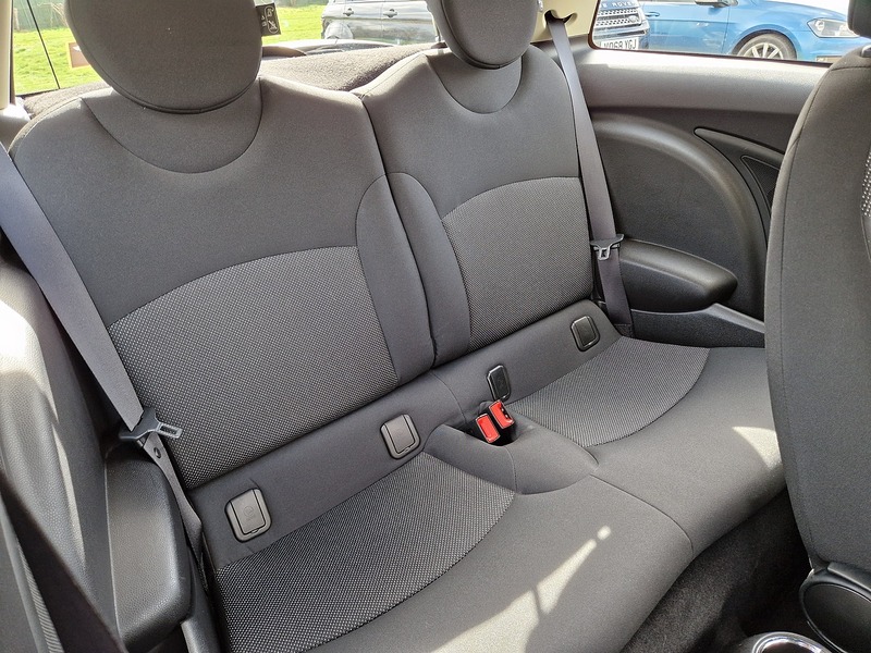 MINI Hatch One - U12079