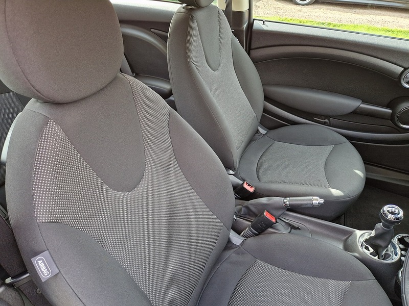 MINI Hatch One - U12079