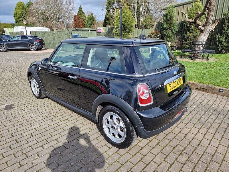 MINI Hatch One - U12079