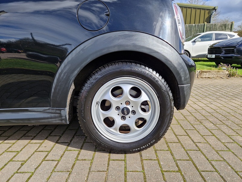 MINI Hatch One - U12079