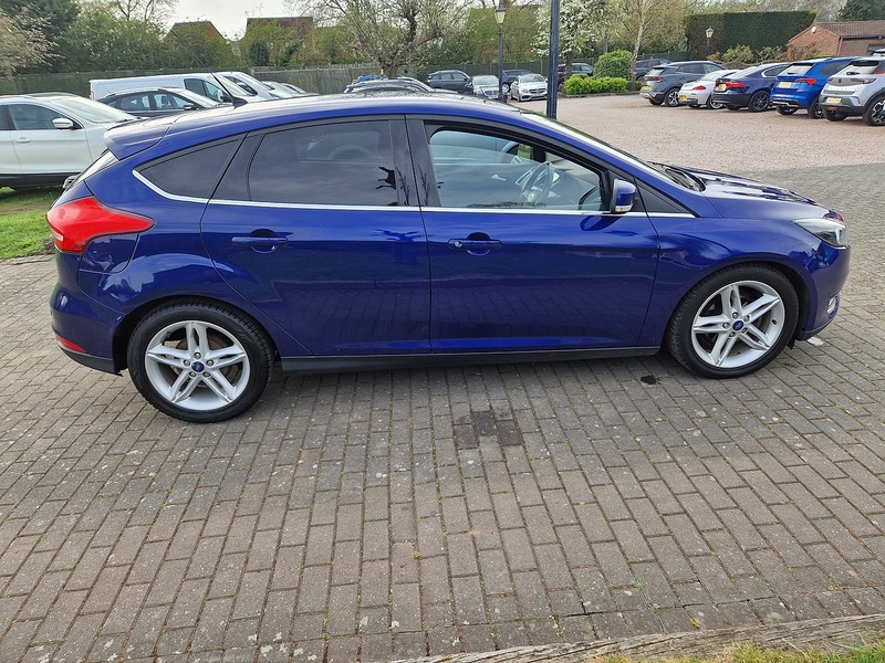 Ford Focus T EcoBoost Titanium - U12080