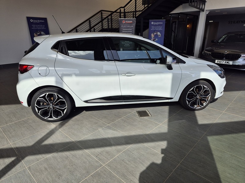 Renault Clio TCe Iconic - U12081