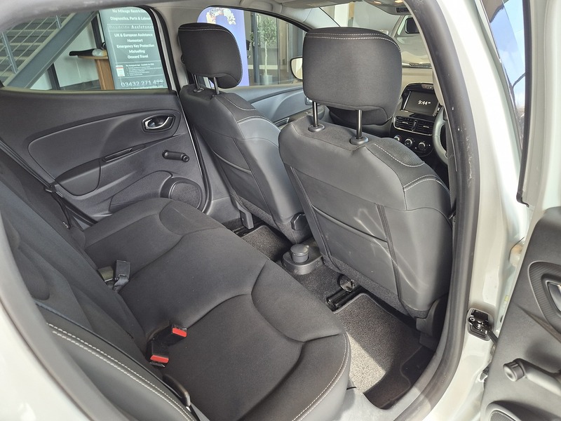 Renault Clio TCe Iconic - U12081