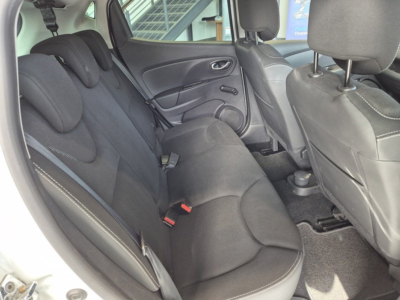 Renault Clio TCe Iconic - U12081
