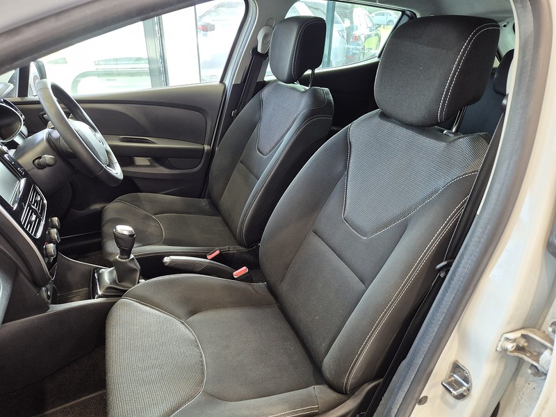 Renault Clio TCe Iconic - U12081