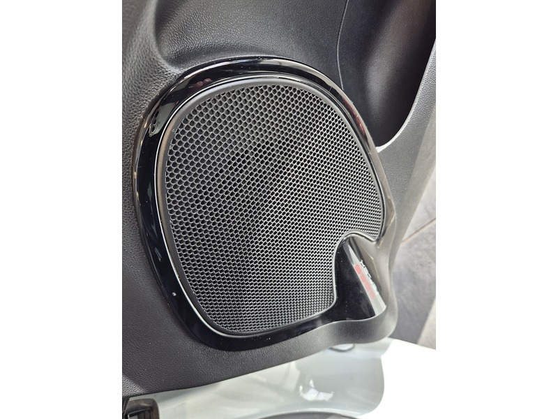 Renault Clio TCe Iconic - U12081