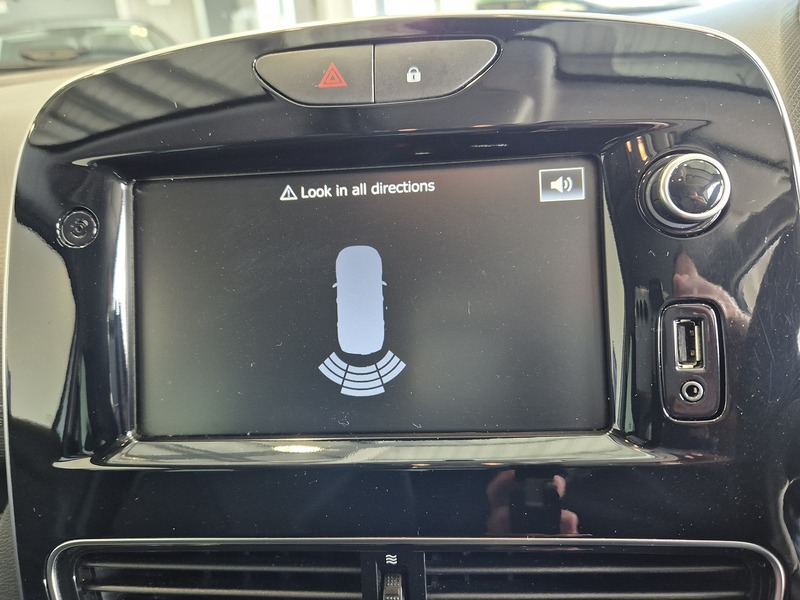 Renault Clio TCe Iconic - U12081