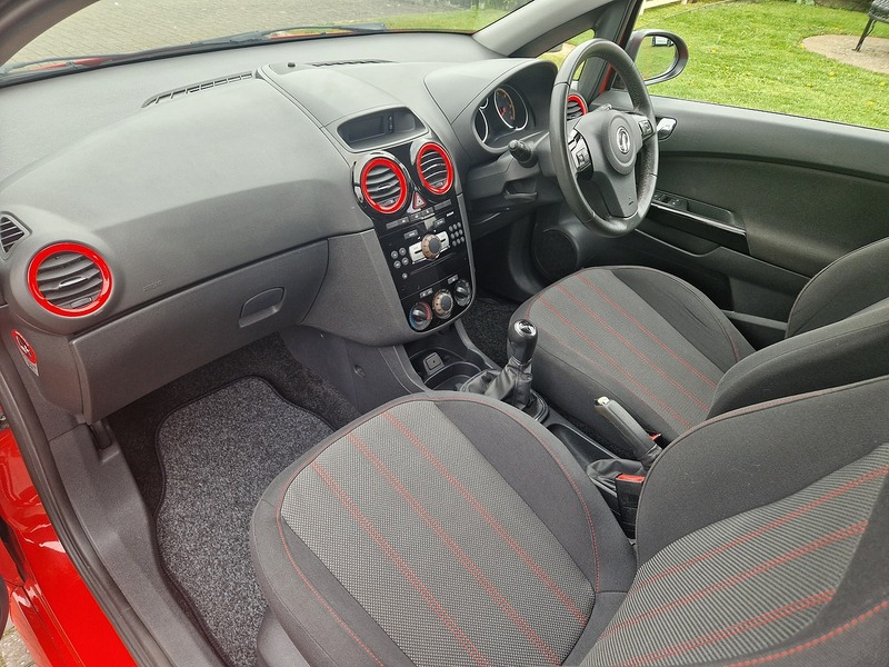 Vauxhall Corsa Limited Edition - U12087