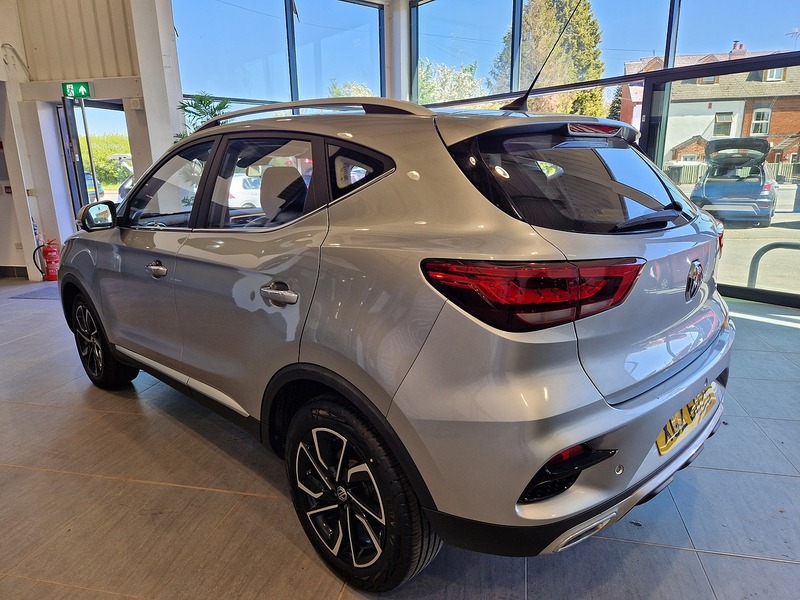 MG MG ZS T-GDI Exclusive - U12091