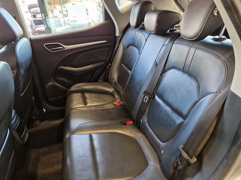 MG MG ZS T-GDI Exclusive - U12091