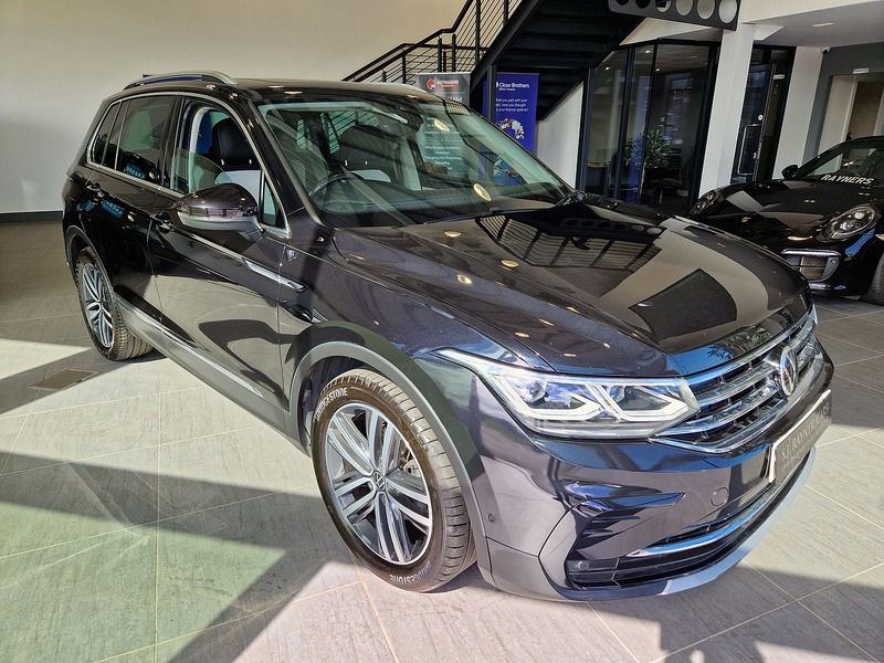 Volkswagen Tiguan TSI Elegance - U12092